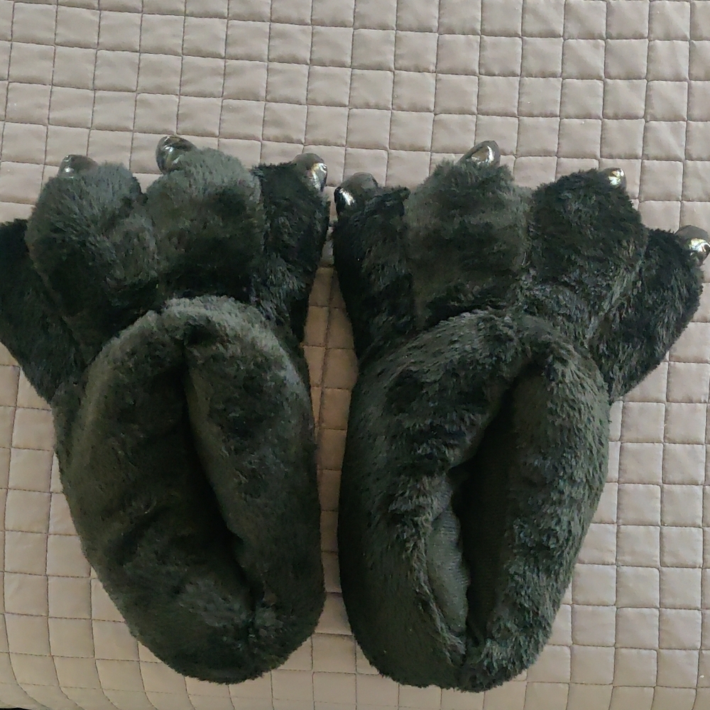 Furry Claw Slippers In Black. Oversized Panther Animal House Slippers. New